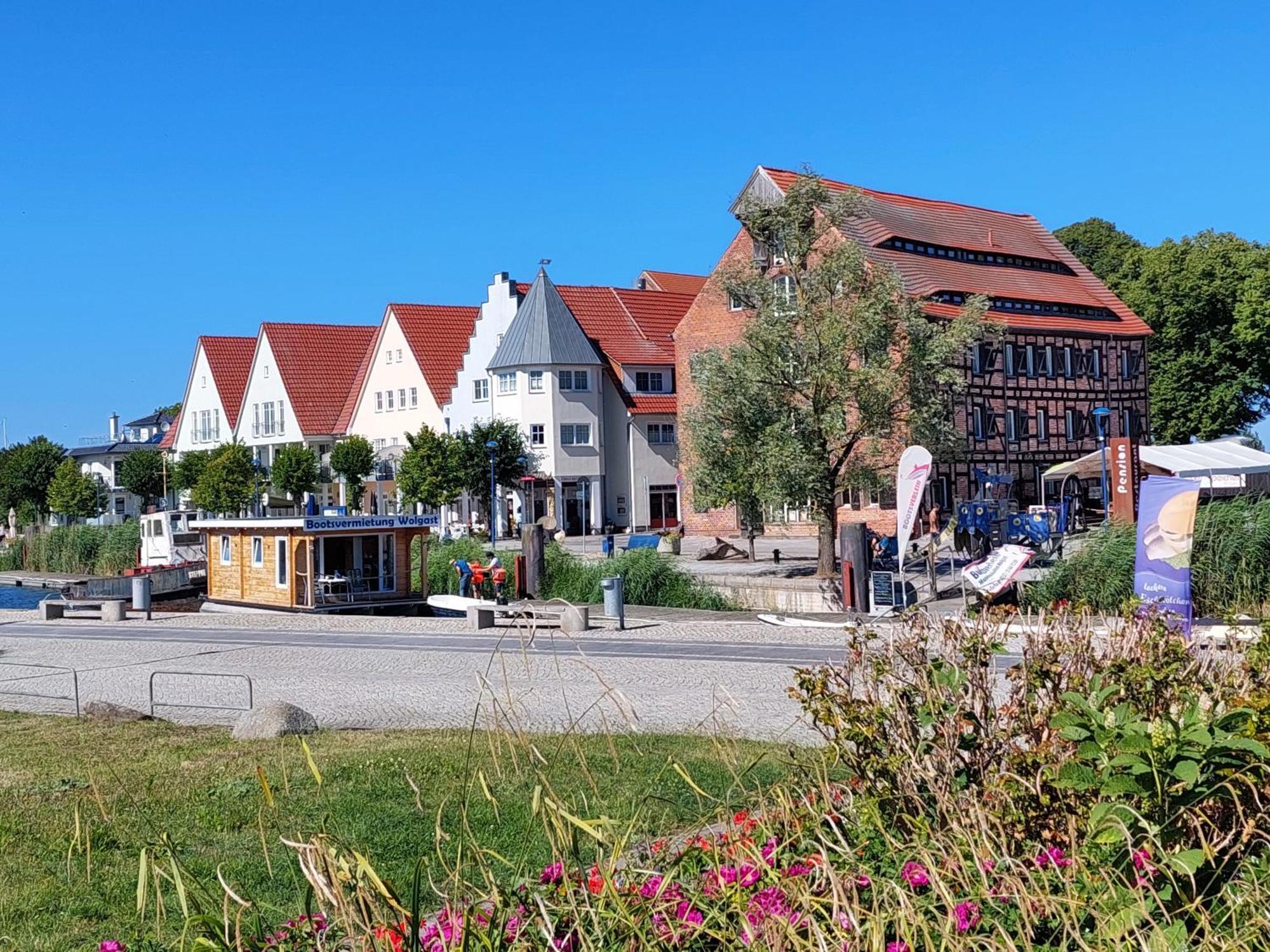 Business-Apartments Im Schuster-Acht Wolgast Dış mekan fotoğraf